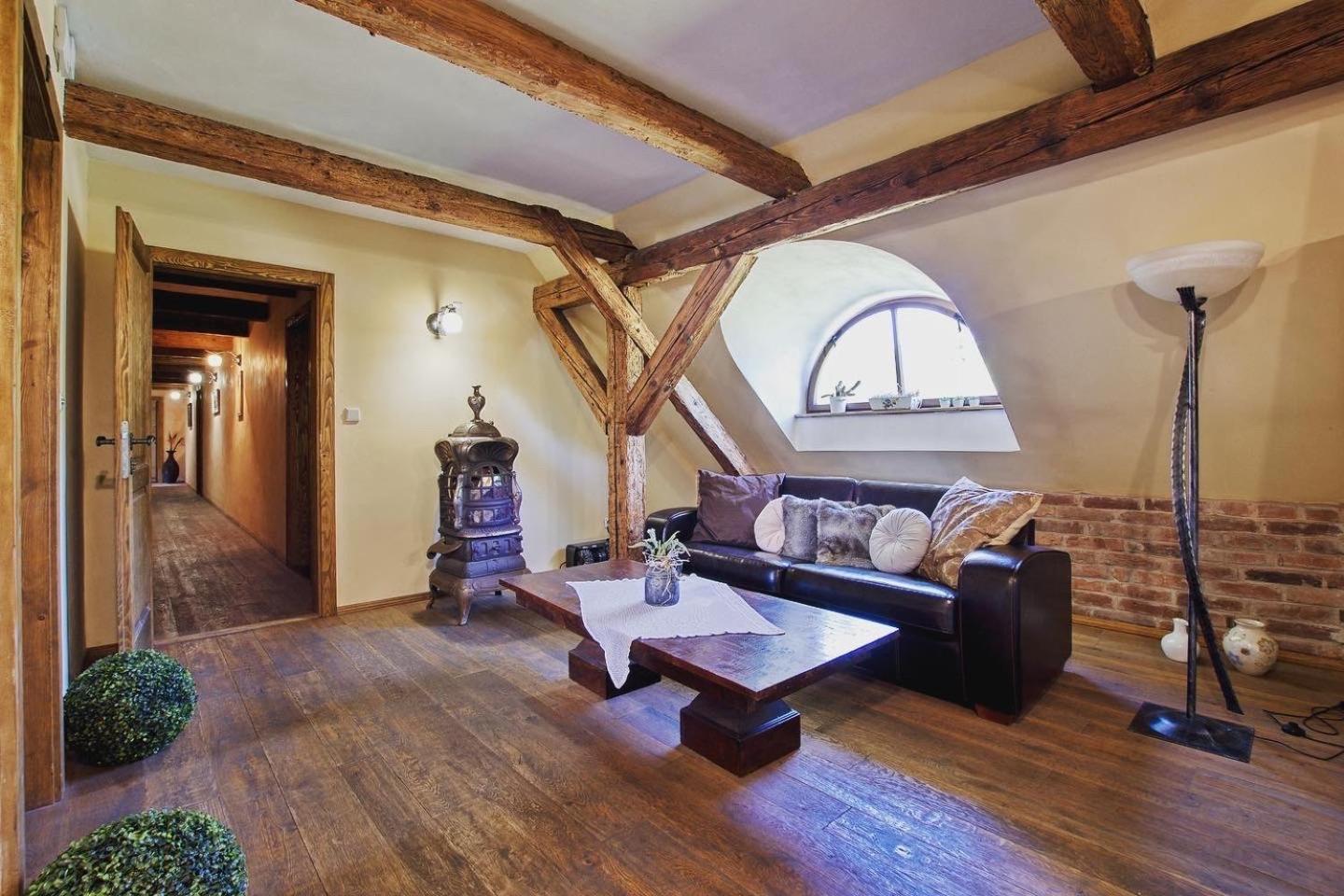 Dvur Olsiny -Hotel And Horse-Riding Karvina Bagian luar foto