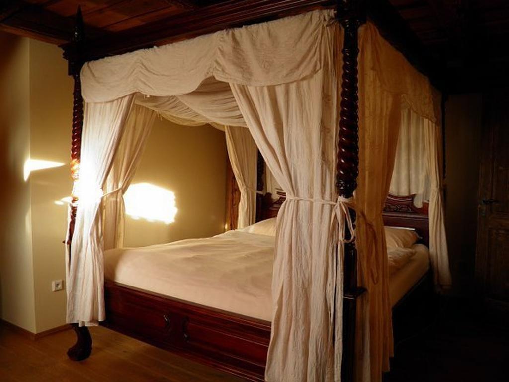 Dvur Olsiny -Hotel And Horse-Riding Karvina Ruang foto